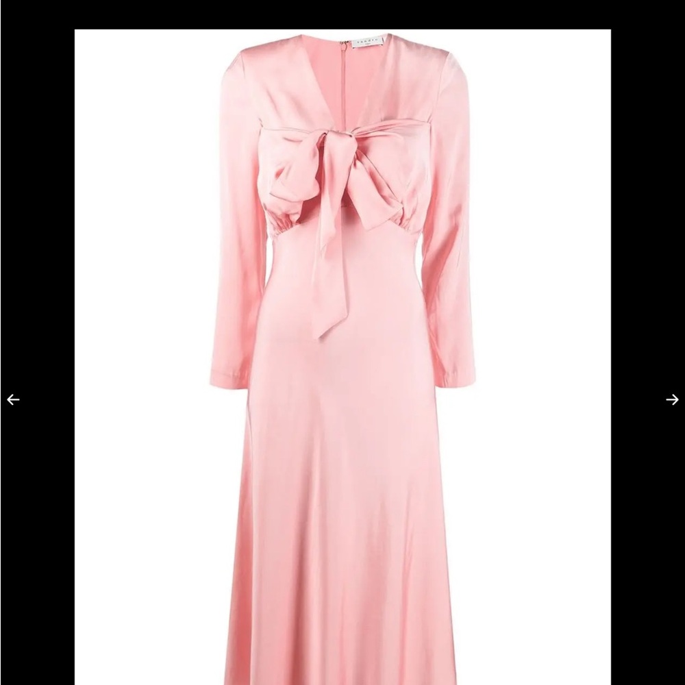 Sandro Paris NWT pink long sleeve dress with bow
Style is e21maldive
Size 38=us6